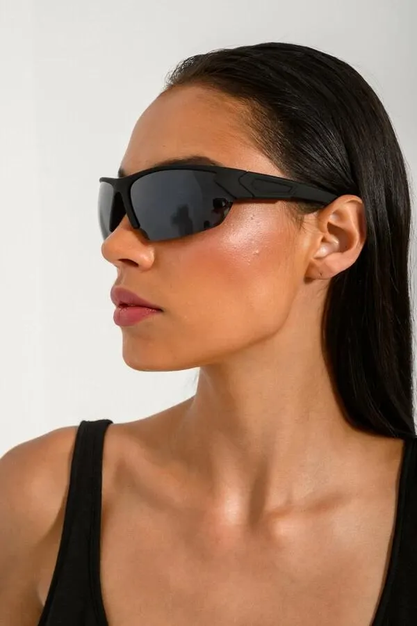 Γυαλιά ηλίου με ματ εφέ