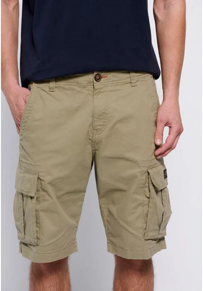 Essential cargo βερμούδα
