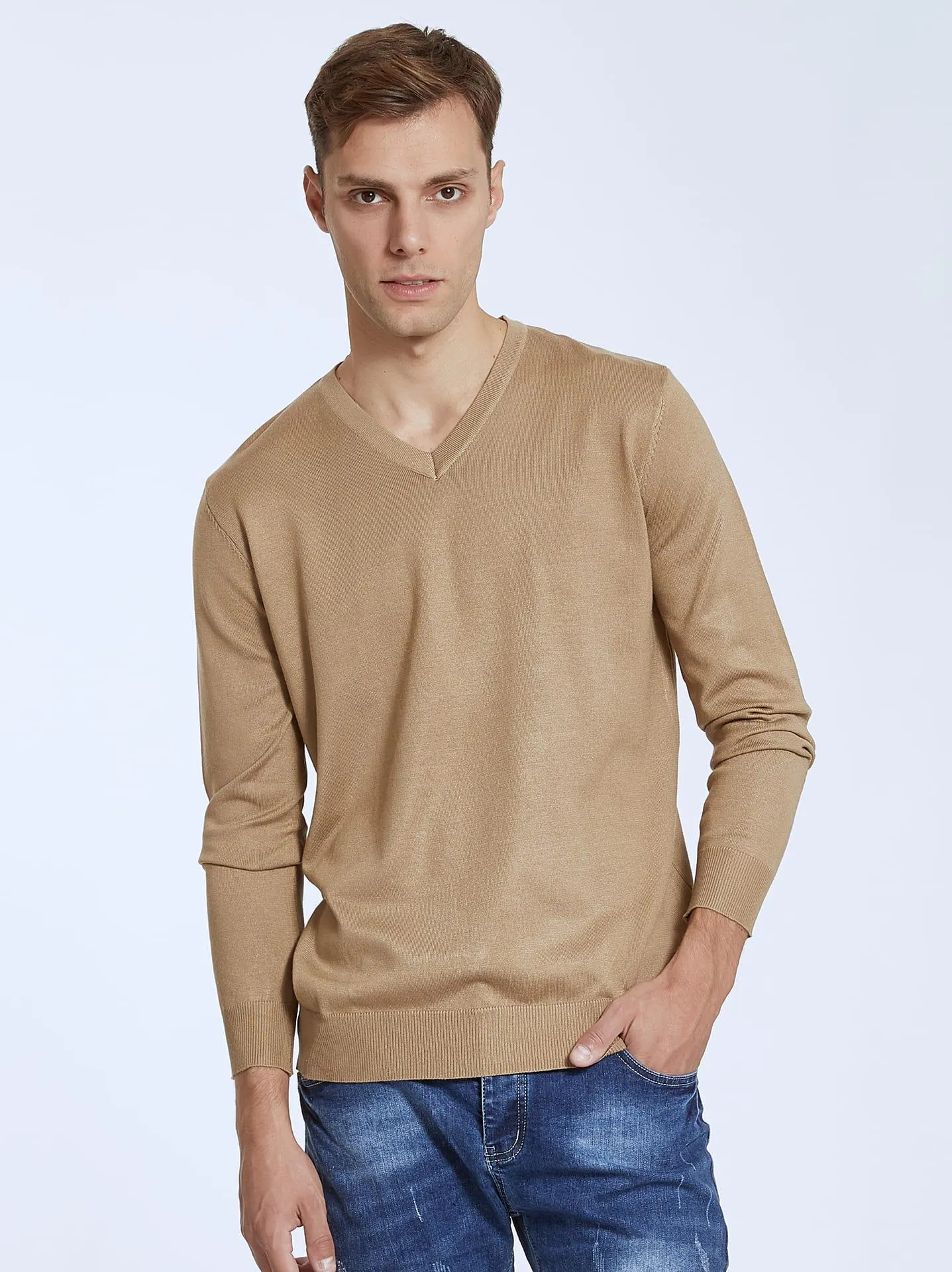 Ανδρικό μονόχρωμο πουλόβερ σε καμηλό