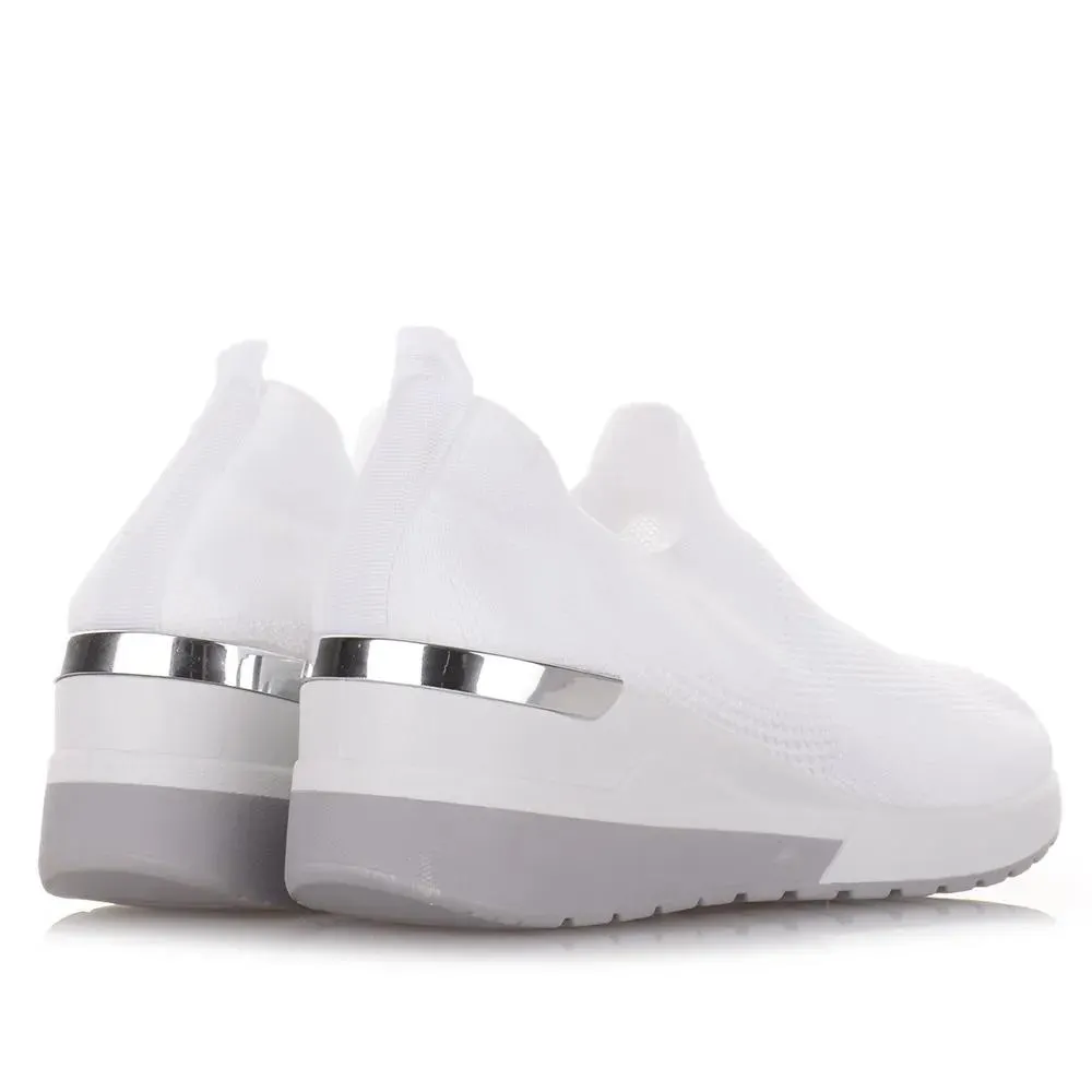 Γυναικεία sneakers σε λευκό χρώμα Famous