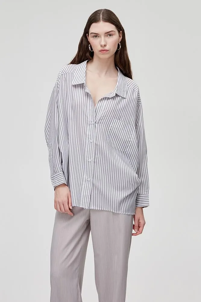 Oversized shirt with stripes