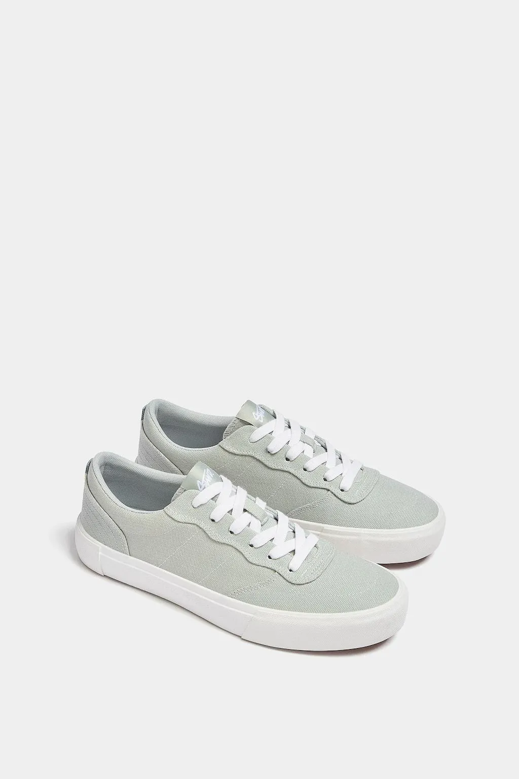 CASUAL CANVAS TRAINERS