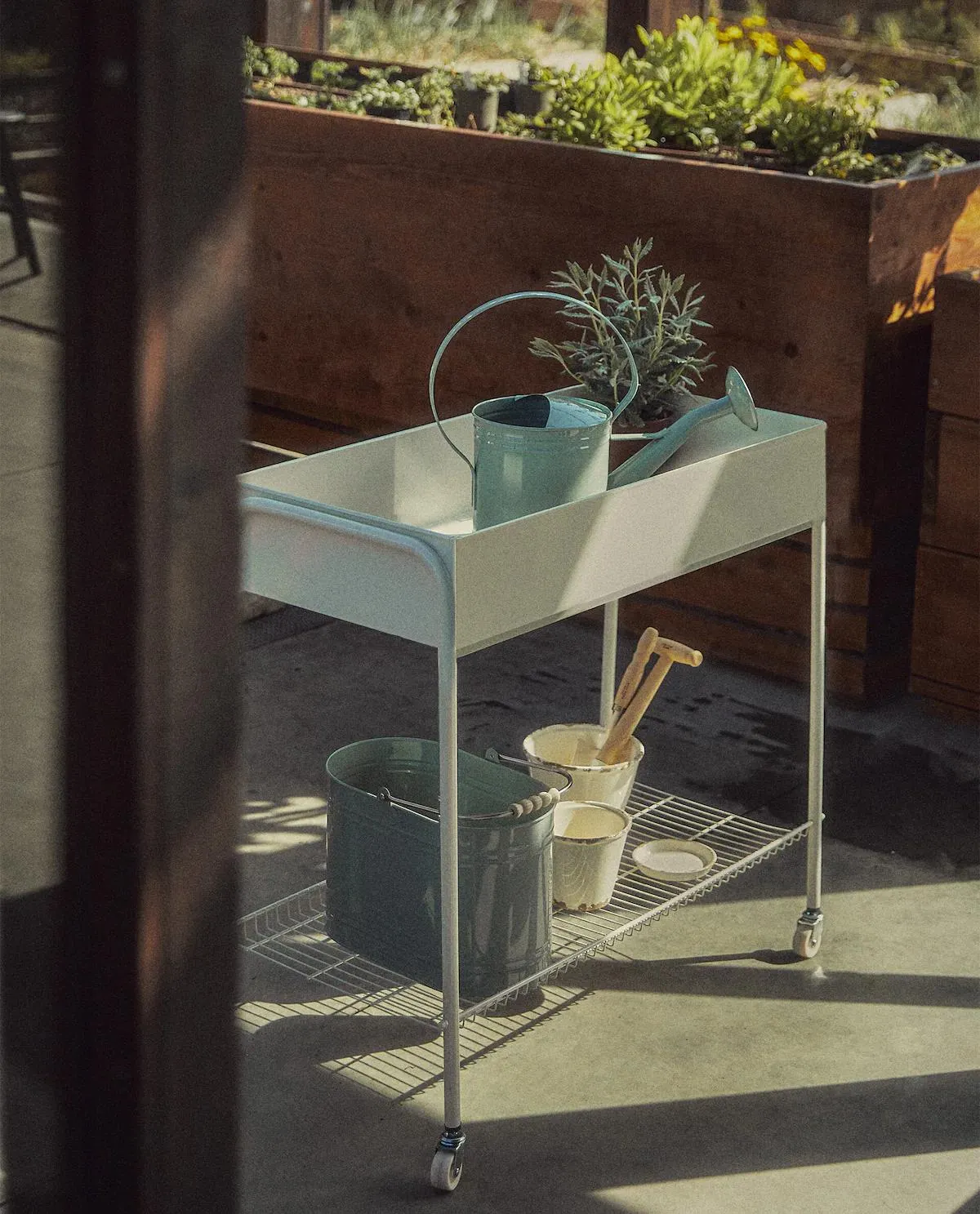 ΕΠΙΠΛΟ ΖΑΡΝΤΙΝΙΕΡΑ