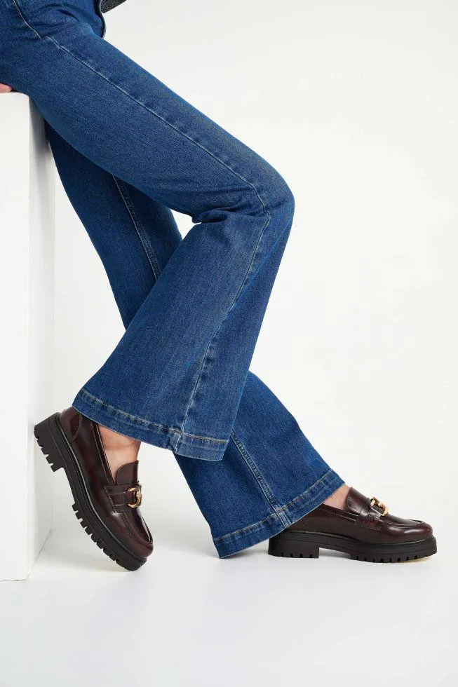 Loafers λουστρίνι με αγκράφα Cognac