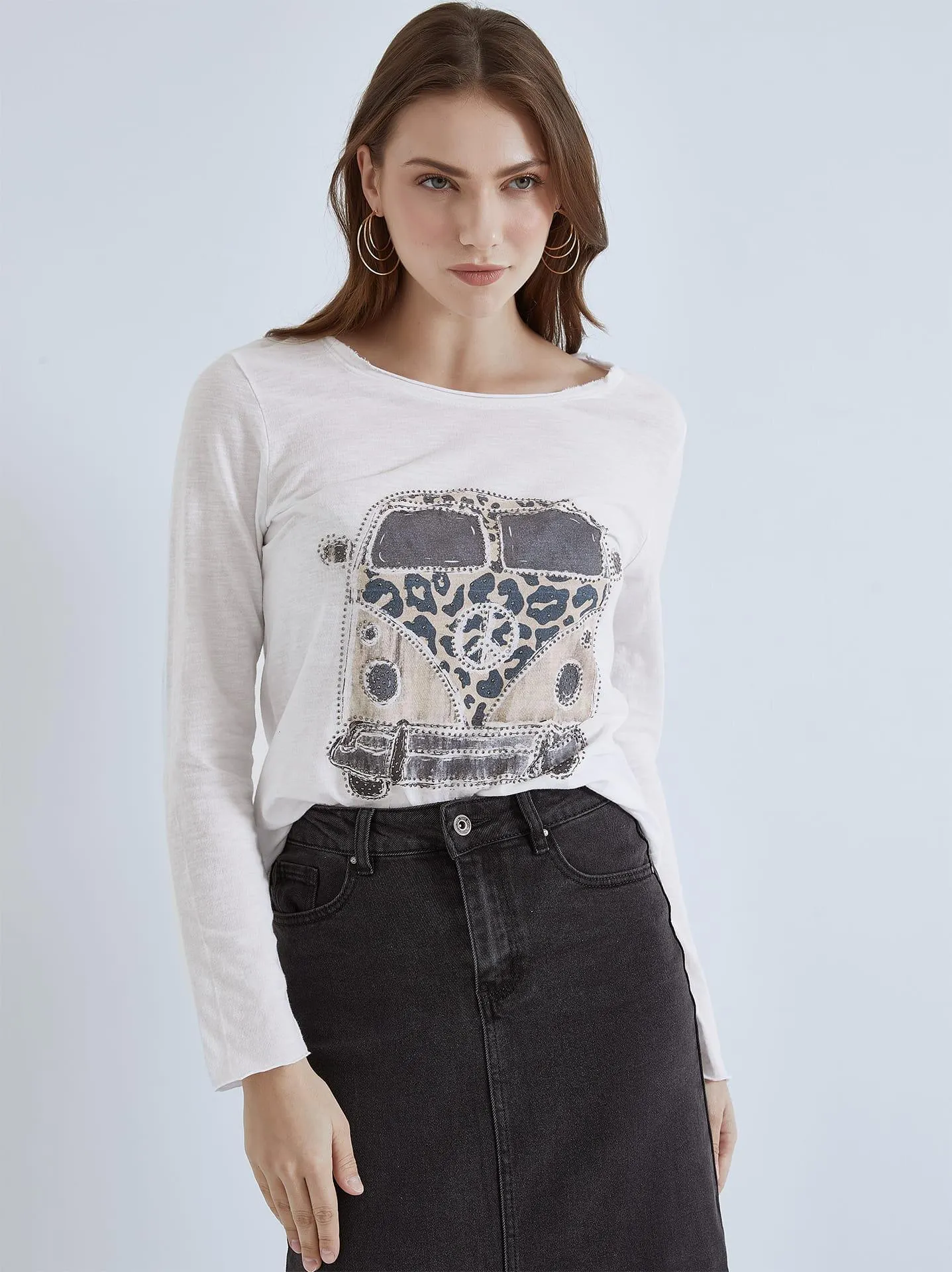 Μπλούζα με στάμπα σε λευκό