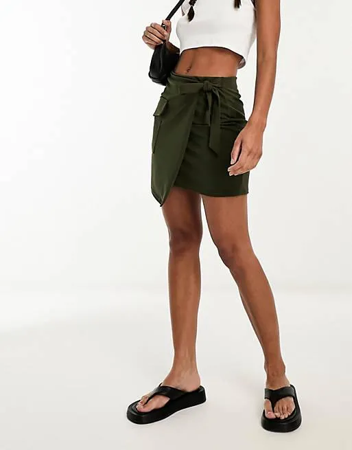 New Look utility wrap skort in khaki
