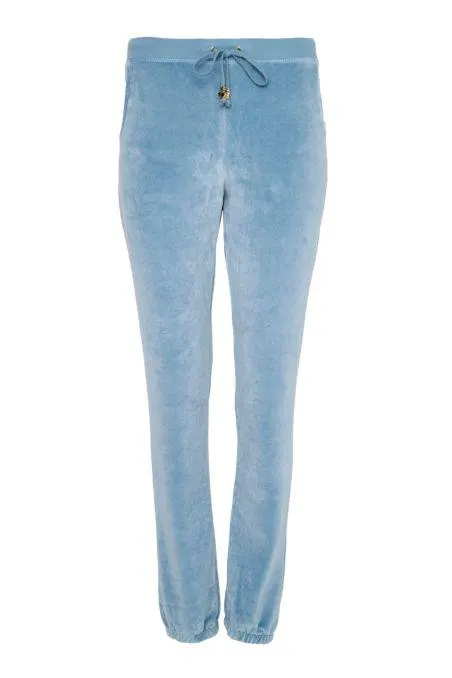 ΒΕΛΟΥΤΕ ΦΟΡΜΑ ΜΕ ΛΑΣΤΙΧΟ ΣΤΟΝ ΑΣΤΡΑΓΑΛΟ