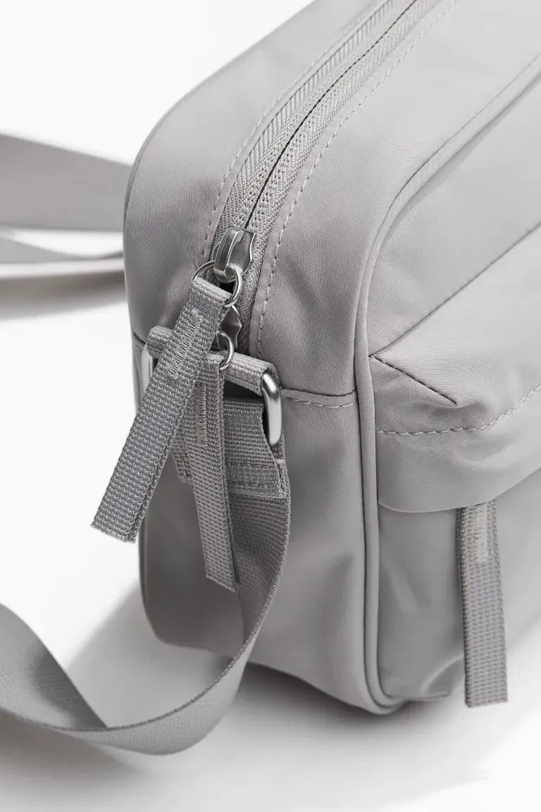 Τσάντα ώμου