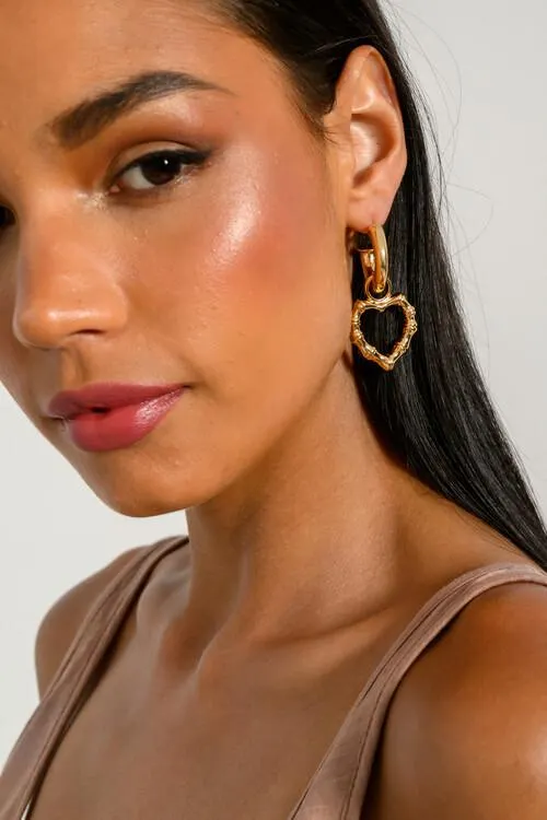 Σκουλαρίκια με καρδιές