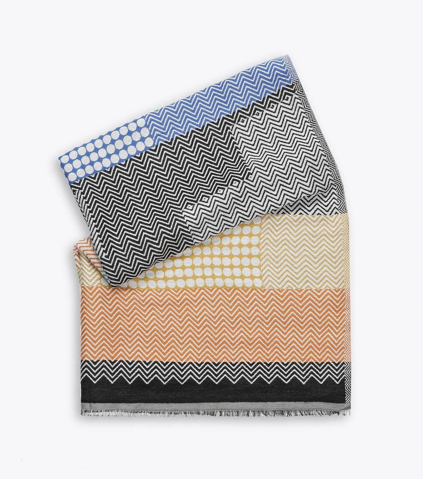 ΦΟΥΛΑΡΙ ΜΕ ΔΙΑΦΟΡΑ ΓΕΩΜΕΤΡΙΚΑ ΣΧΕΔΙΑ