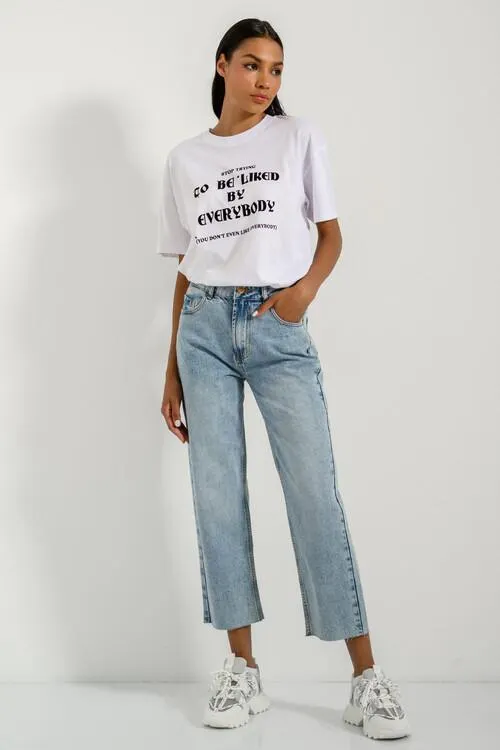 Κροπ straight leg ντένιμ με ξέφτια