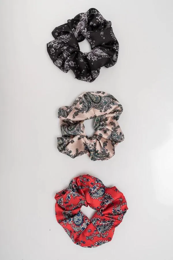 Σετ με 3 scrunchies