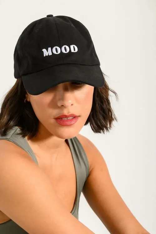 Καπέλο με κεντημένο σχέδιο