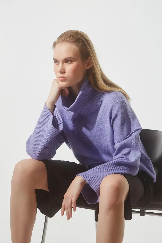 Sweater with removable turtleneck