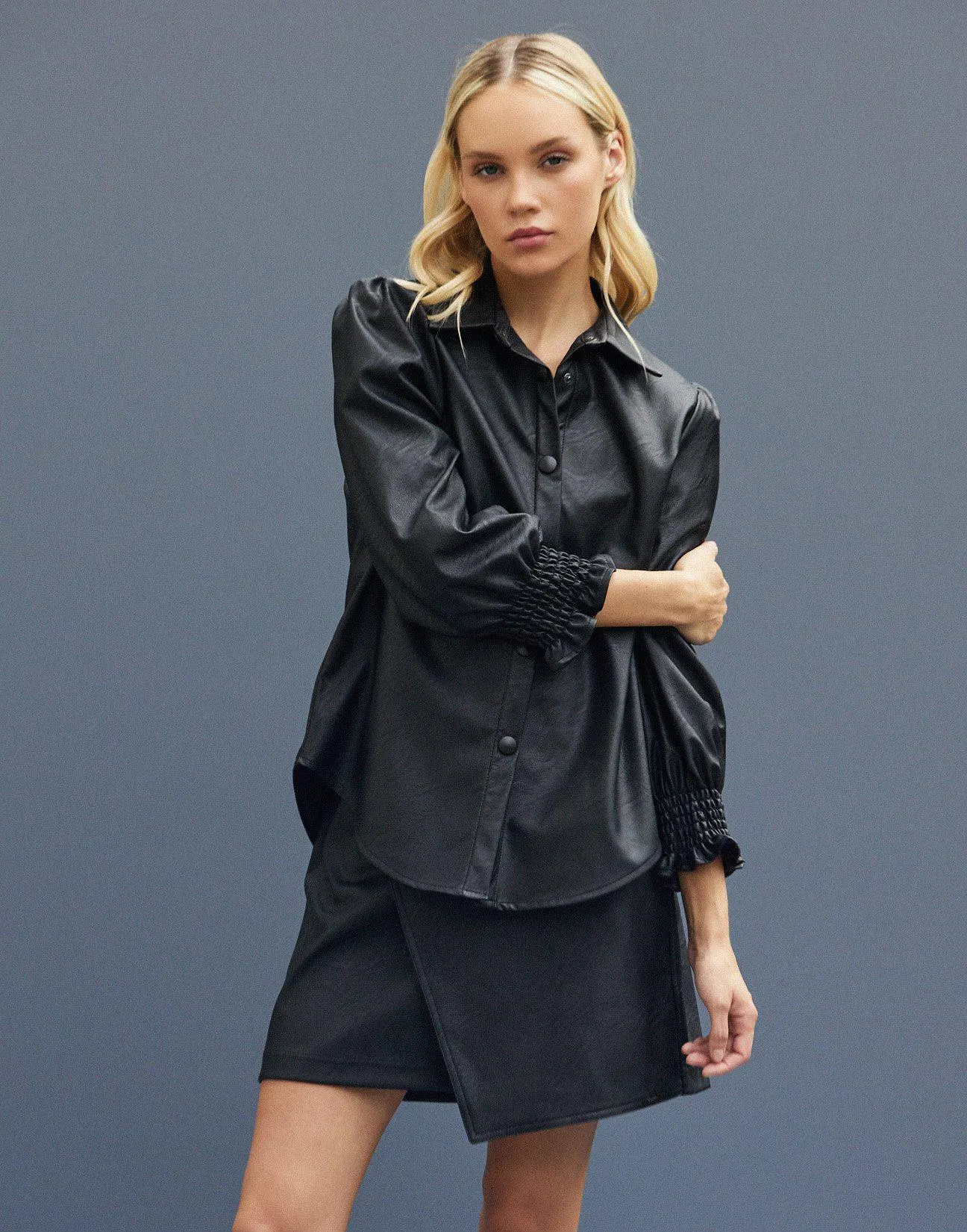 Πουκάμισο με εφέ δέρματος