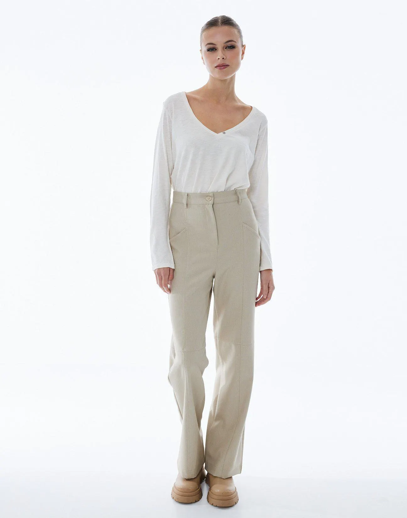 Ψηλόμεσο παντελόνι με ραφές