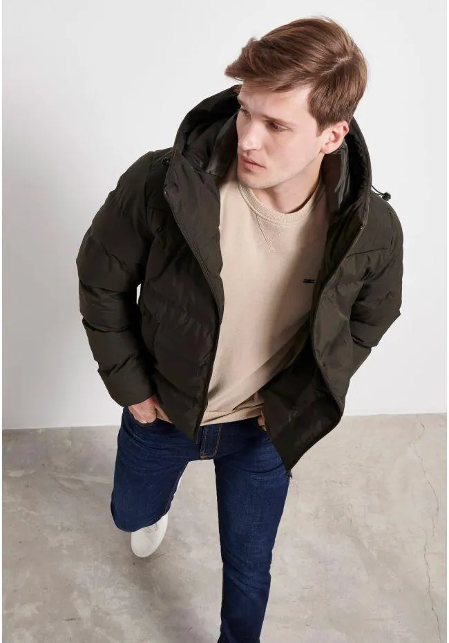 Καπιτονέ μπουφάν με κουκούλα