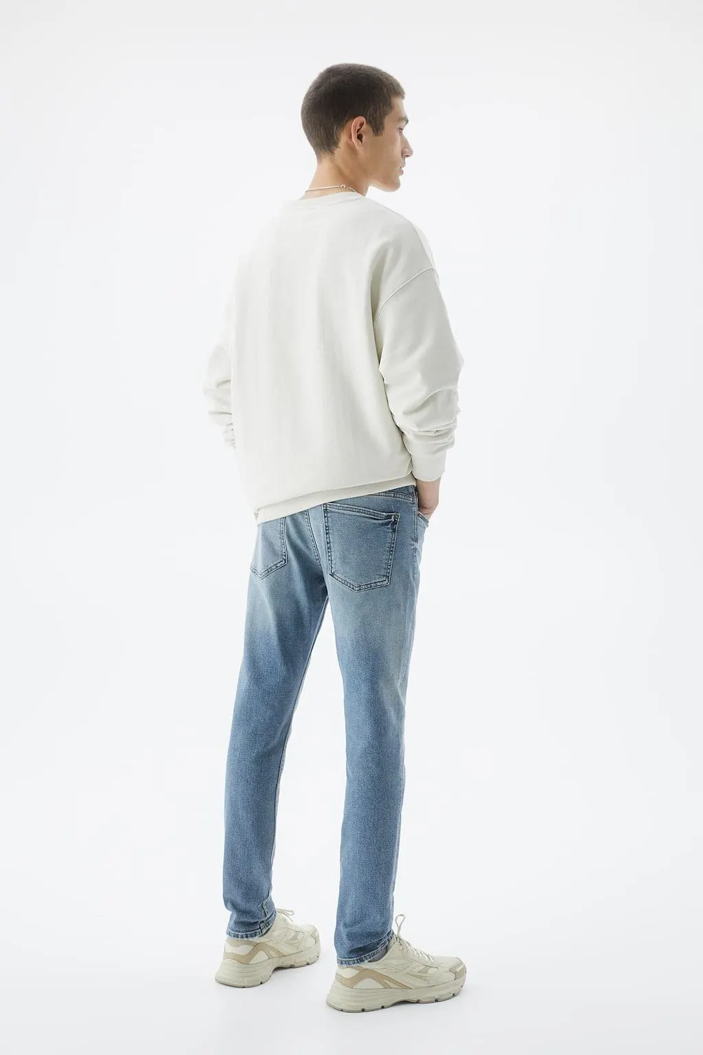 SLIM COMFORT FIT JEANS