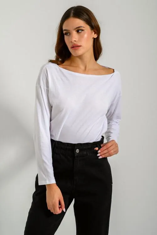 Μπλούζα με ίσιο ντεκολτέ