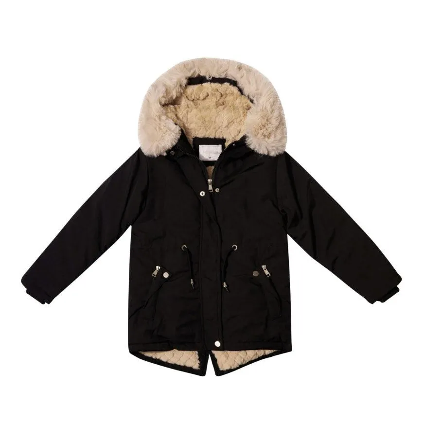 Χειμερινό μπουφάν για κορίτσι σε μαύρο χρώμα με γούνινη επένδυση -32.RPG6043