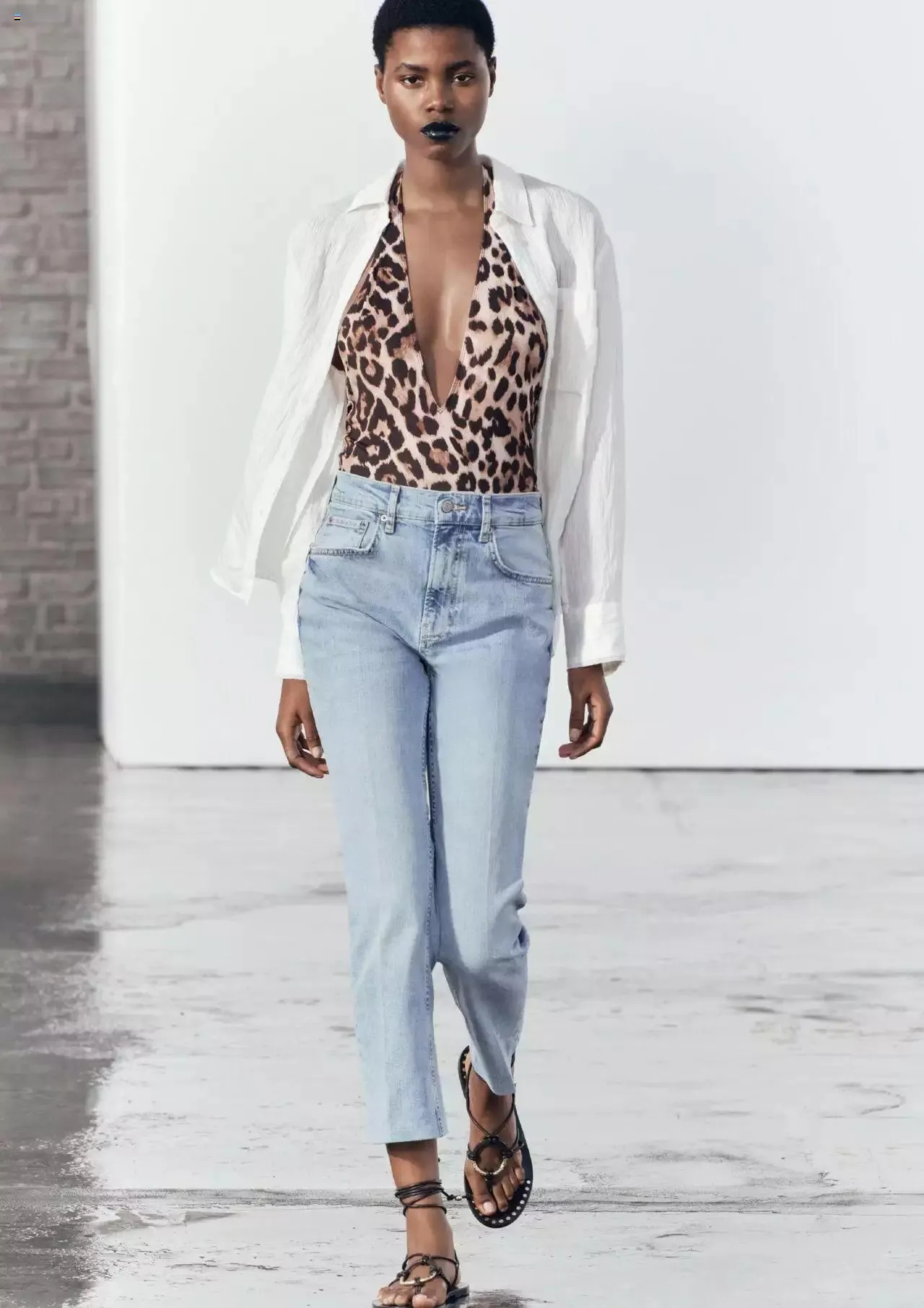 Catalog Zara catalog - Women de la 1 mai până la 31 decembrie 2024 - Revista Pagina 12