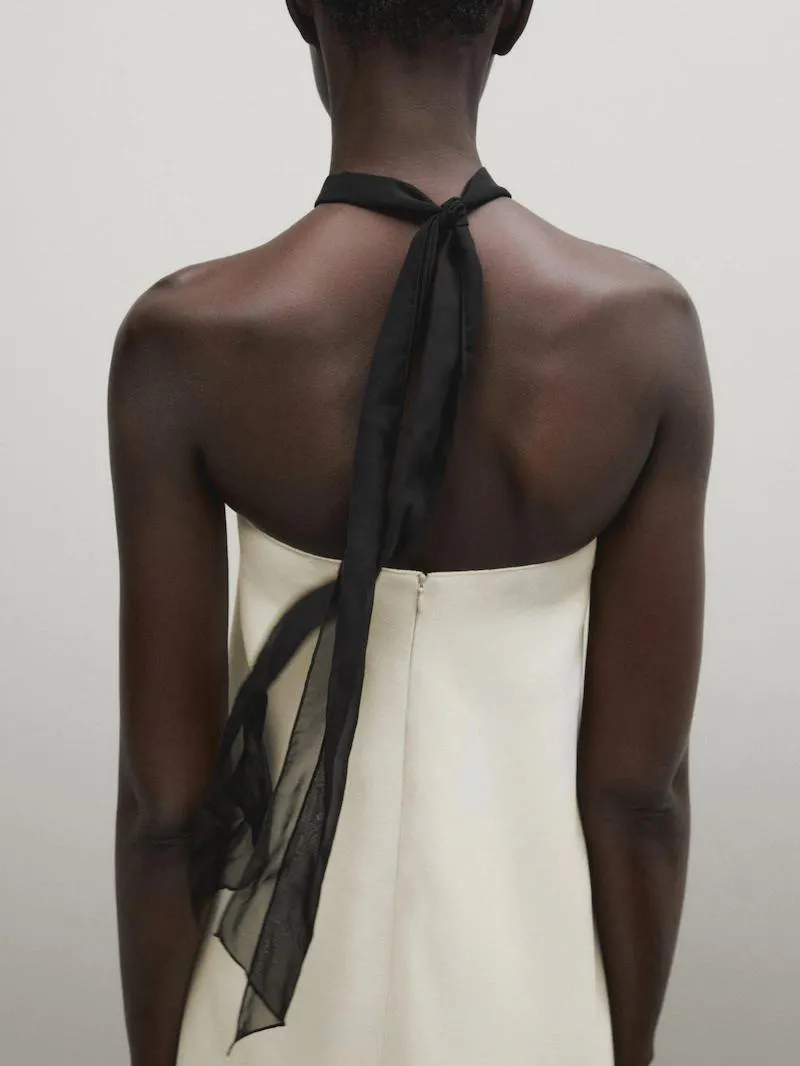 Silk necklace with textured oval piece - Limited Edition