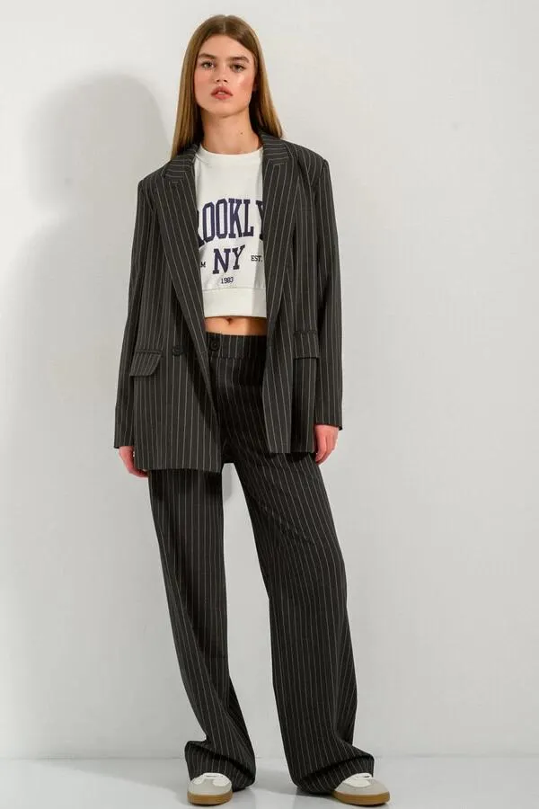 Oversized σακάκι με ρίγες