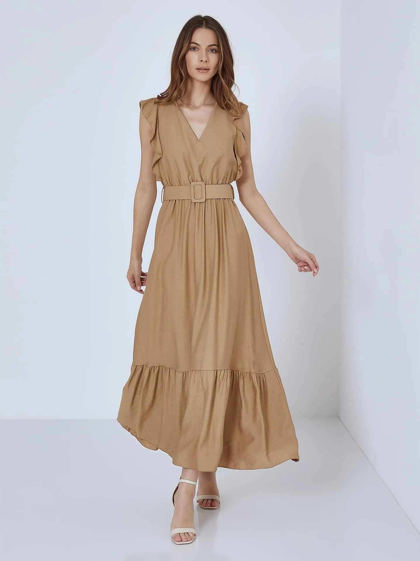 Αμάνικο φόρεμα με αποσπώμενη ζώνη σε μπεζ σκούρο