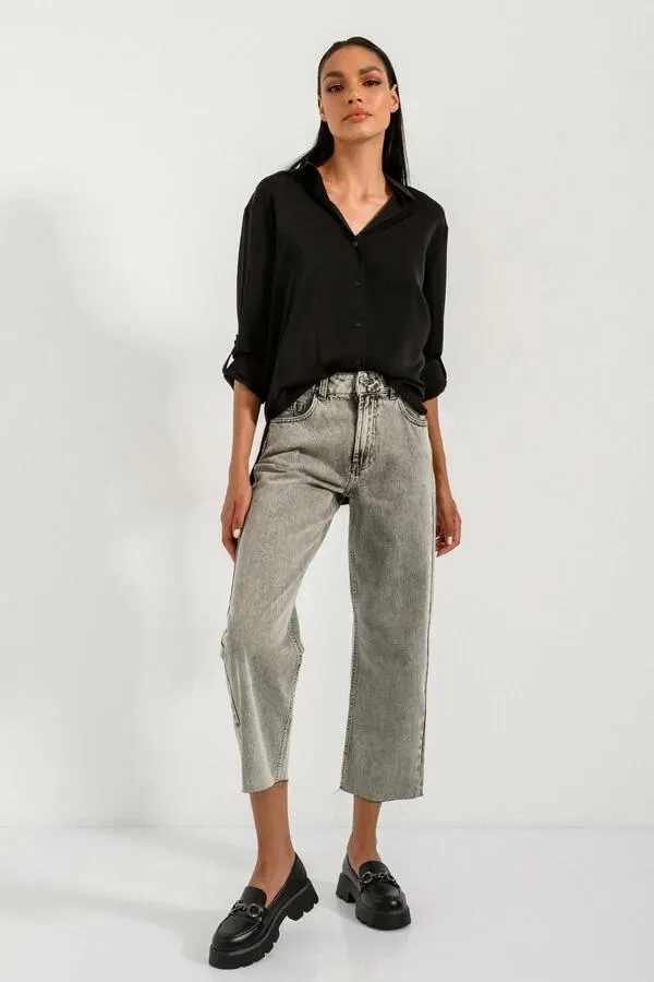 Πουκάμισο με ασύμμετρο τελείωμα