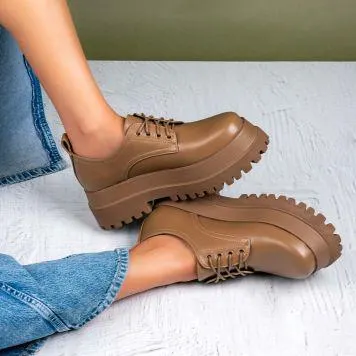 Oxfords δίπατα με κορδόνια