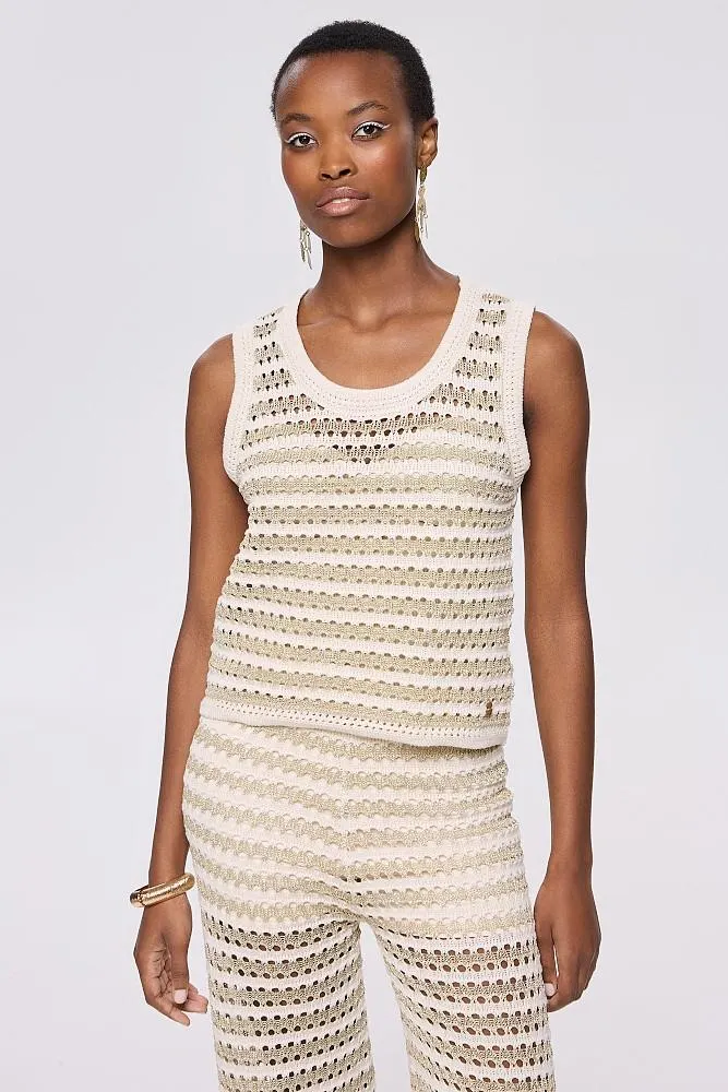 Sleeveless lurex knit blouse