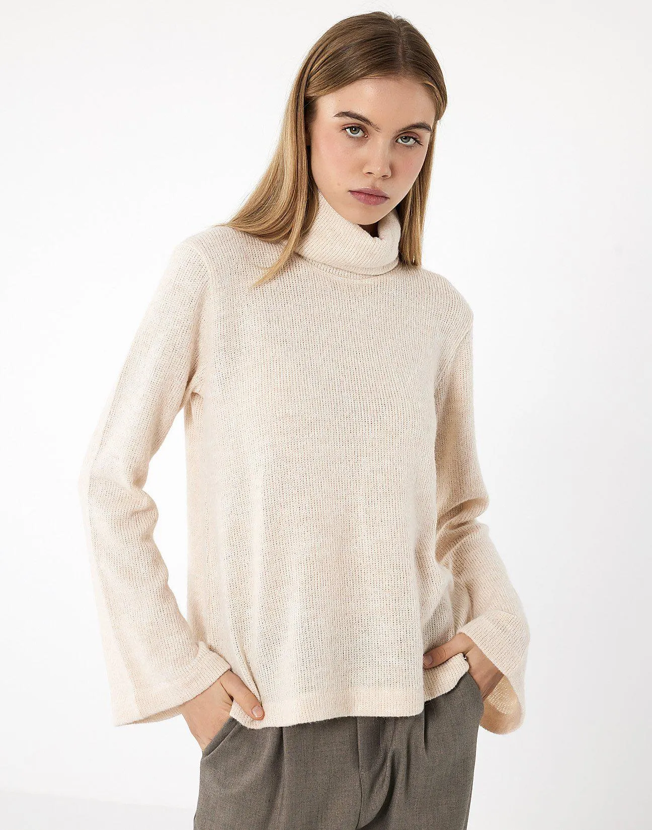 Μπλούζα με όρθιο γιακά