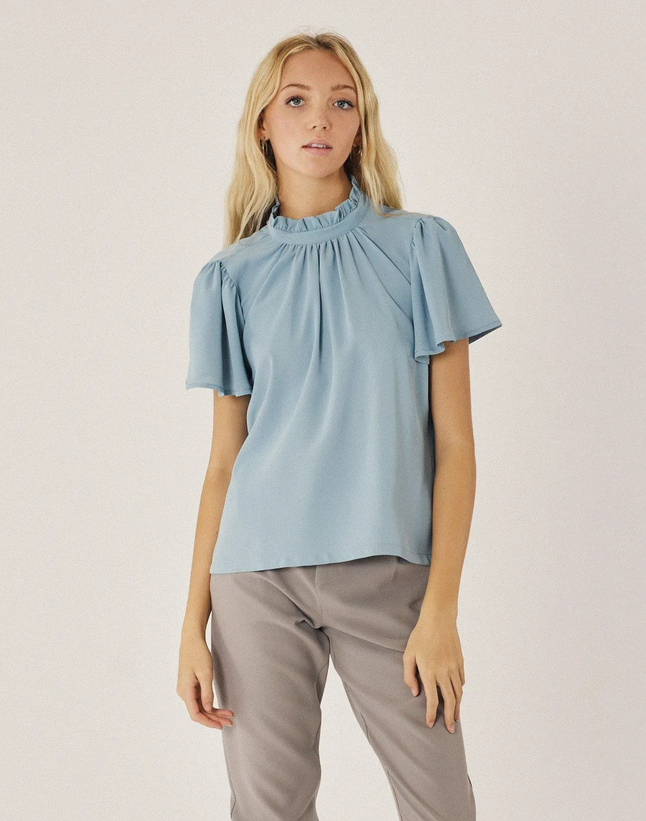 Μπλούζα με σούρα