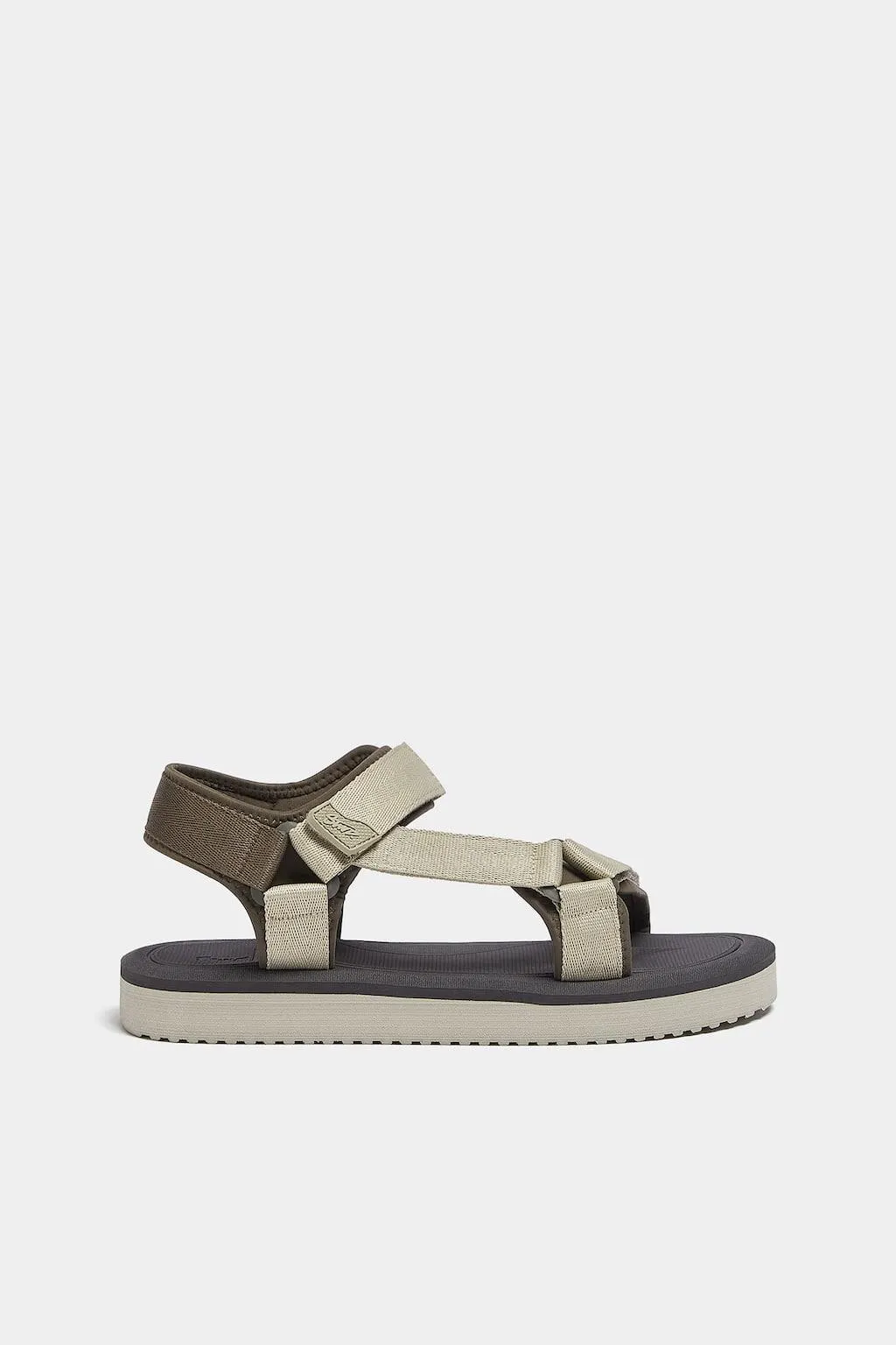 CONTRAST TECHNICAL SANDALS