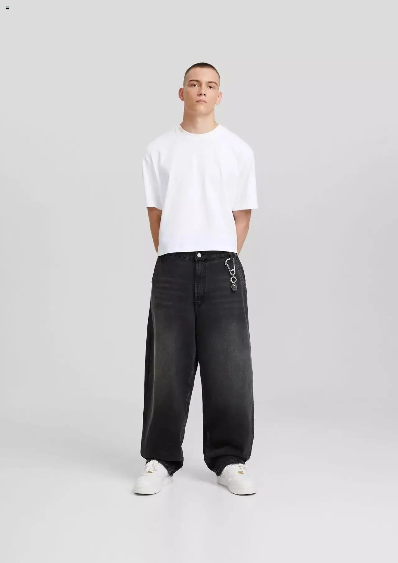 Φυλλάδιο προσφορών Bershka - Kατάλογος 08/2023 New In Men από 1 Αυγούστου έως 31 Αυγούστου 2023 - Σελίδα 2