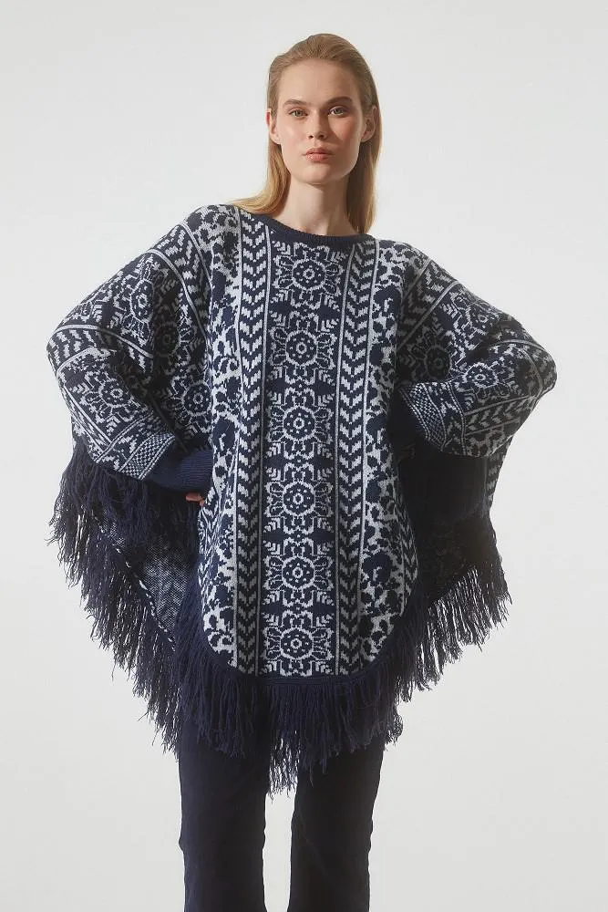 Printed knit sweater with fringes