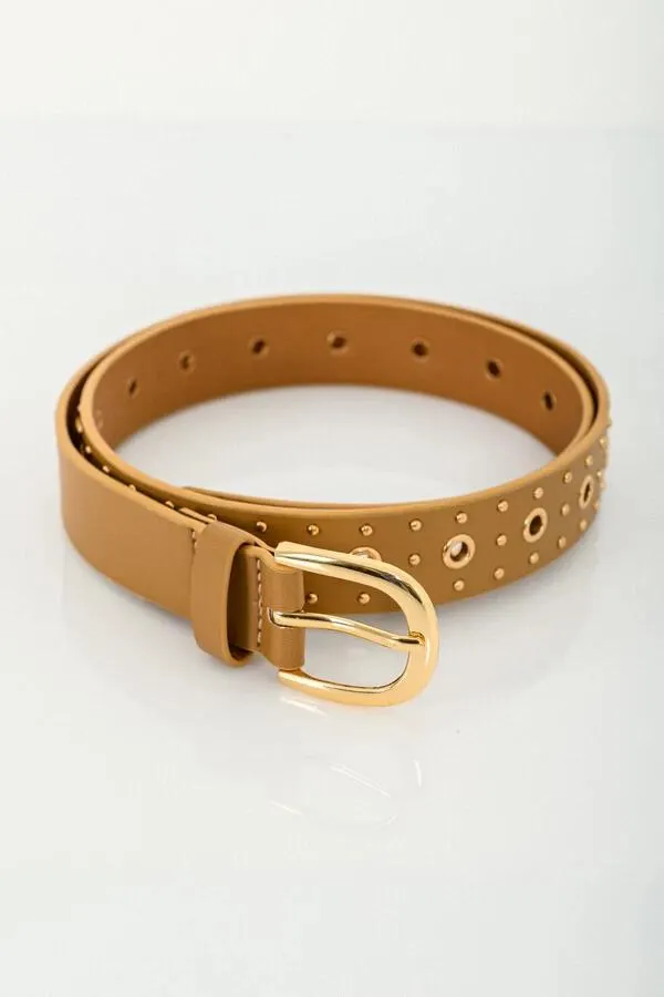 Ζώνη σε όψη δερματίνης με διάτρητες λεπτομέρειες