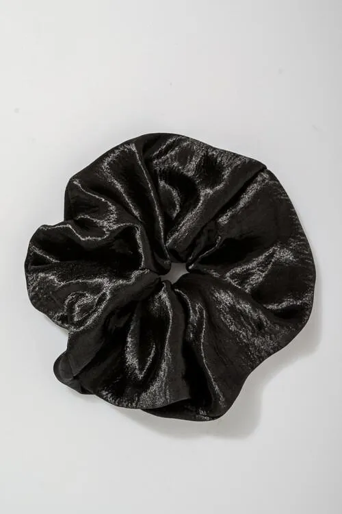 Scrunchie με σατινέ υφή