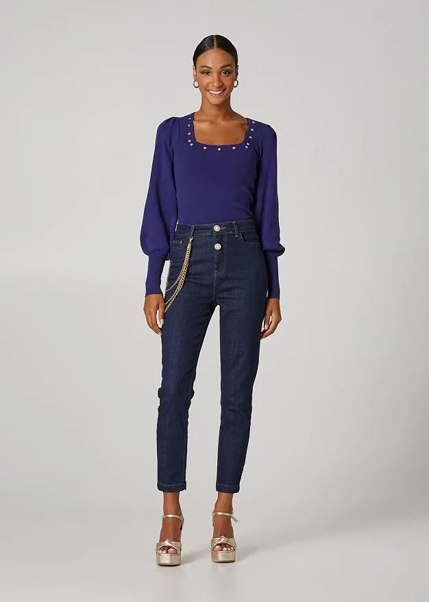 Ελαστικό πουλόβερ με διακοσμητικά τρουκς