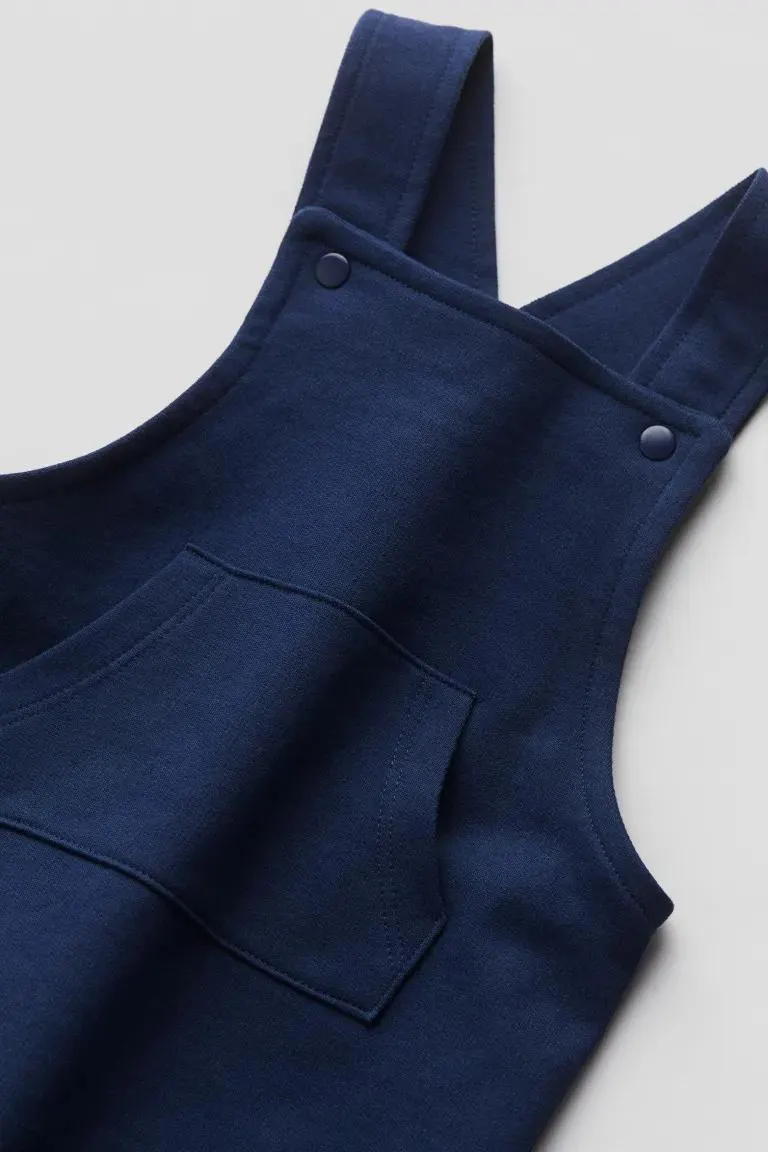 Κοντή σαλοπέτα από ύφασμα φούτερ