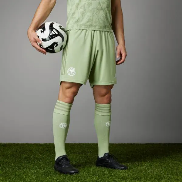 FC BAYERN 2023/2024 WIESN SHORTS