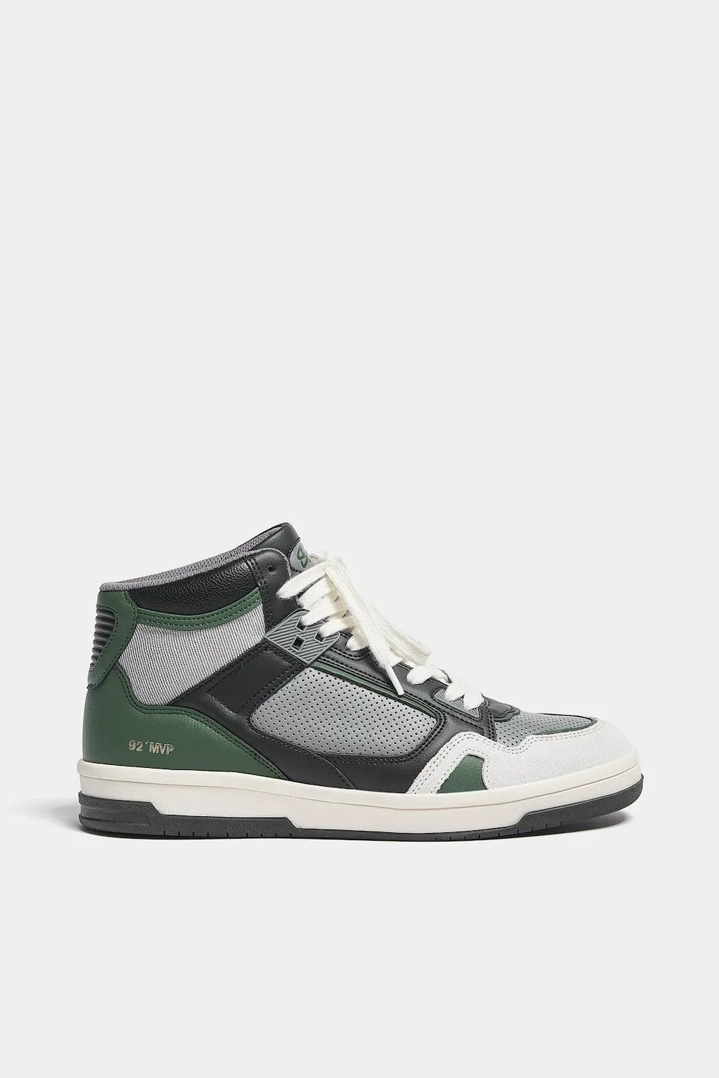 MULTI-PIECE HIGH-TOP TRAINERS
