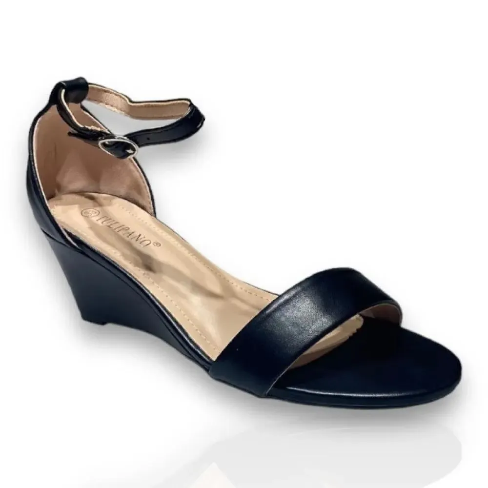 Γυναικείες πλατφόρμες σε μαύρο χρώμα Famous