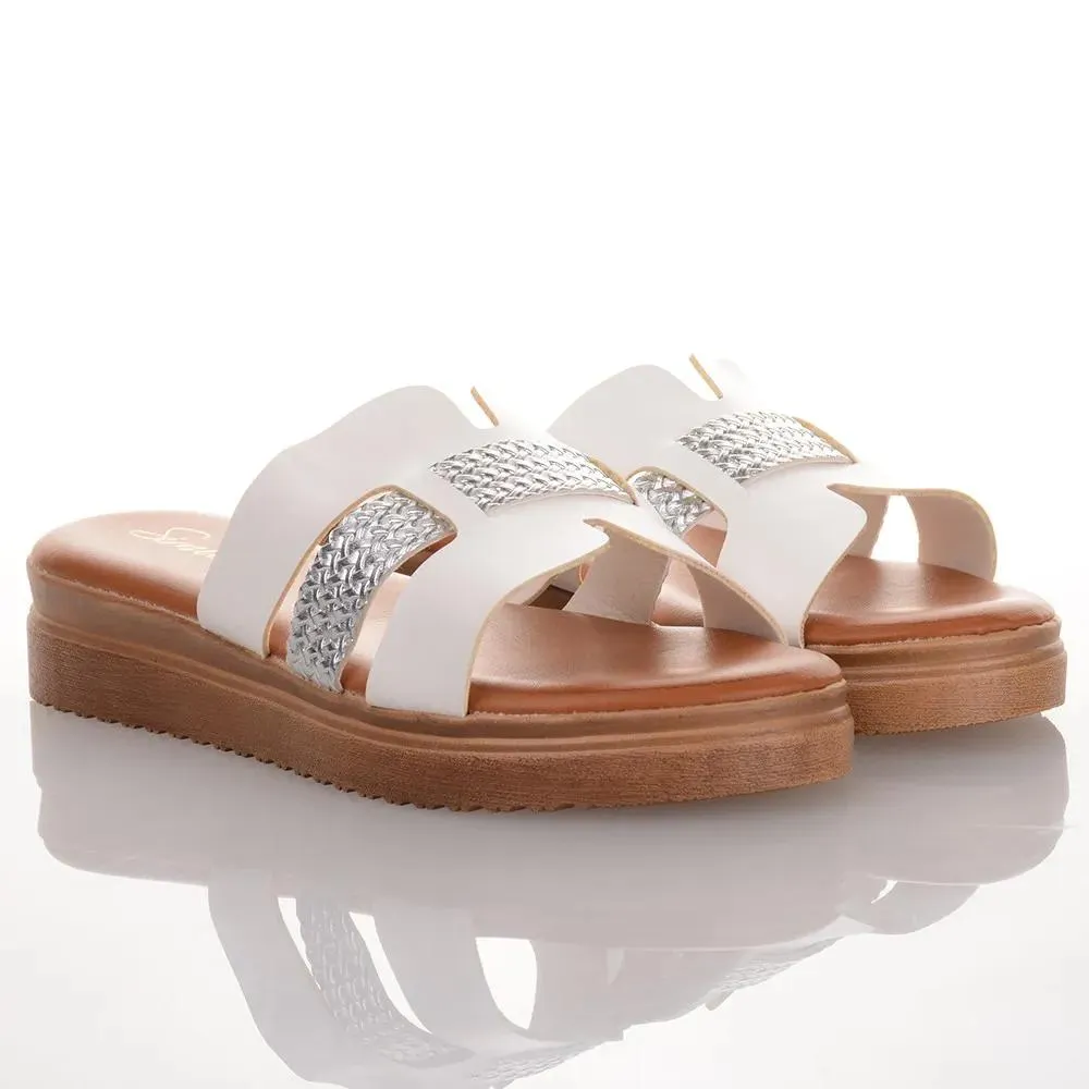 Λευκά Flatforms με Ασημί λεπτομέρεια Famous