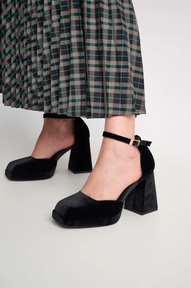 Γόβες με φιάπα βελούδινη όψη Black