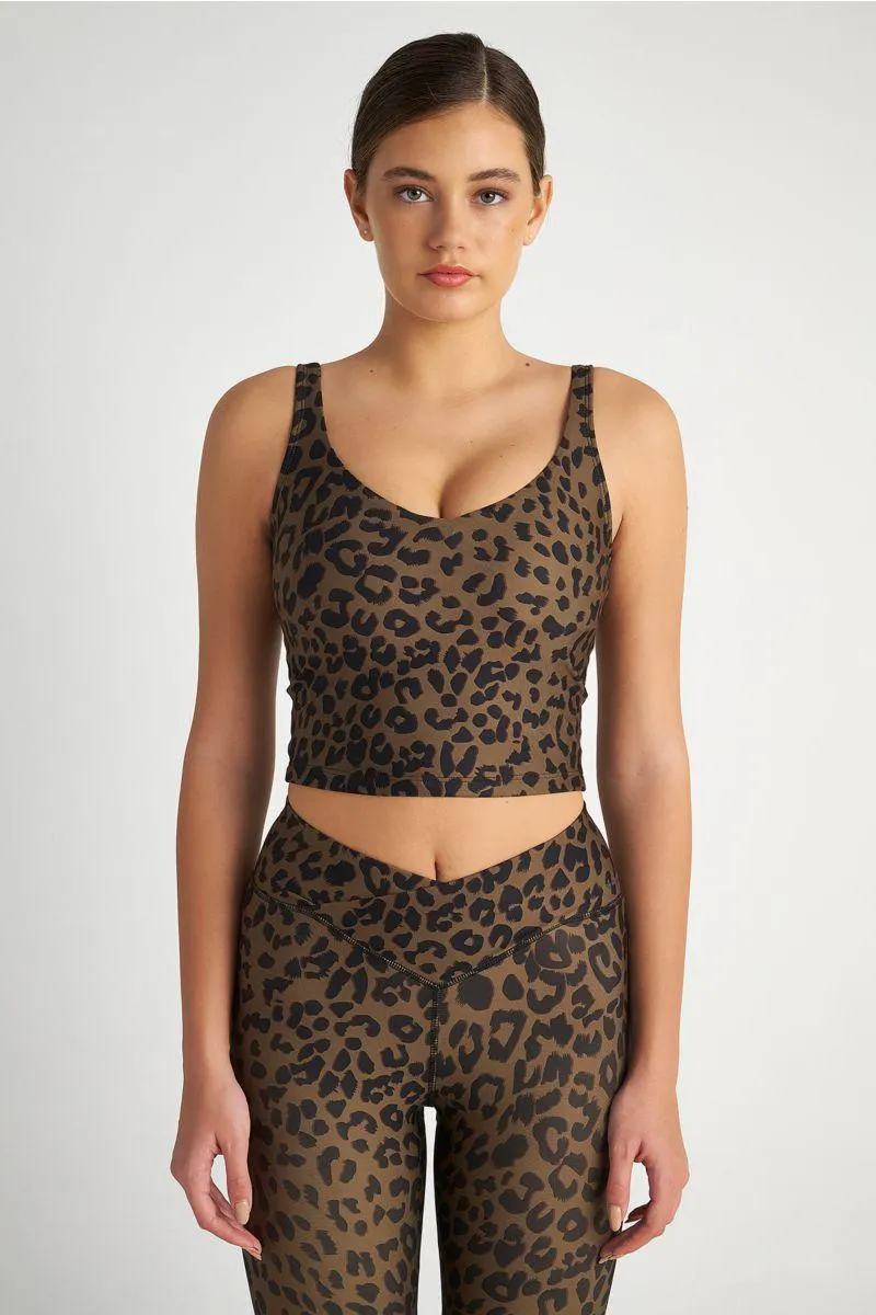 ΑΘΛΗΤΙΚΟ ΚΟΝΤΟ ΤΟΠ ΜΕ ΕΝΣΩΜΑΤΩΜΕΝΑ CUPS