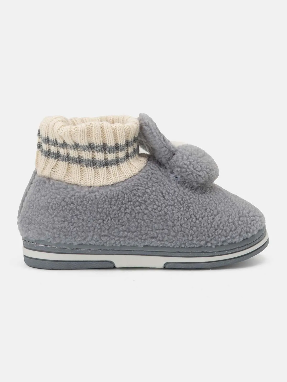 Παιδικές παντόφλες τύπου κάλτσα