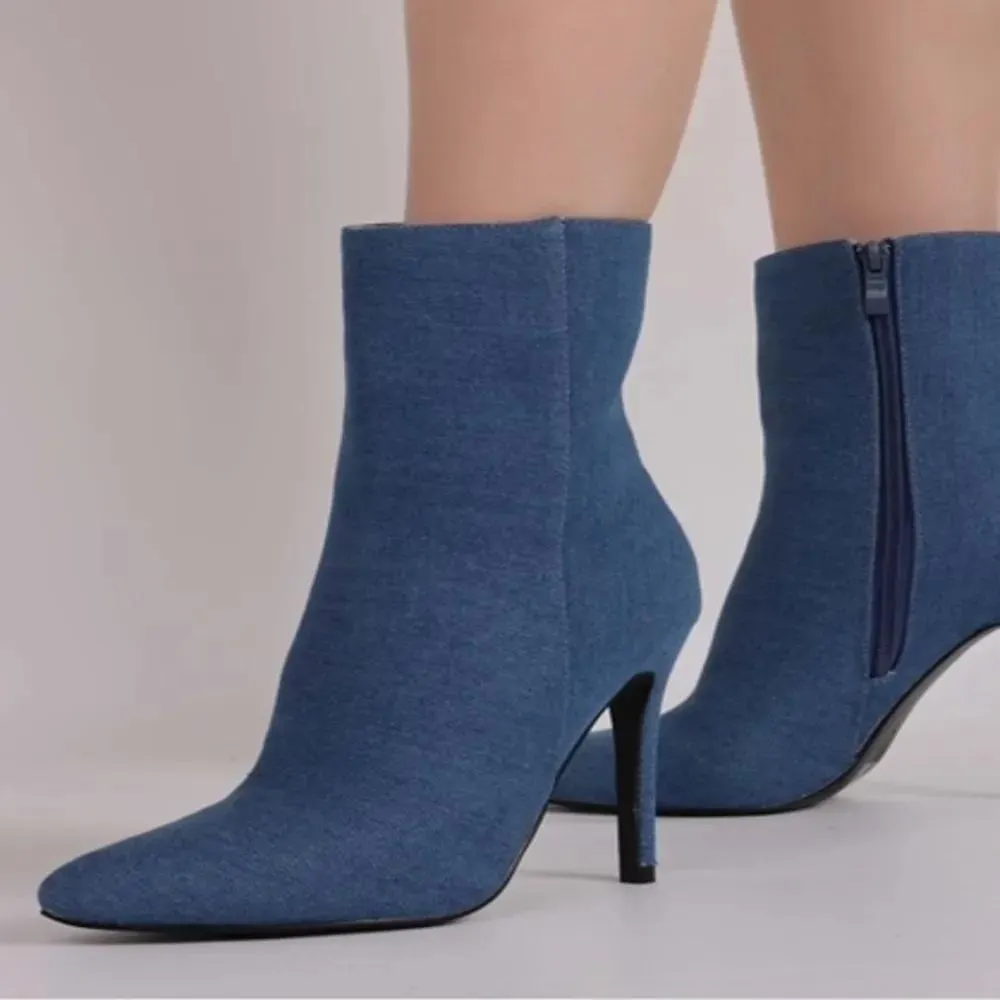 Τζιν Μποτάκια με Λεπτό Τακούνι Famous