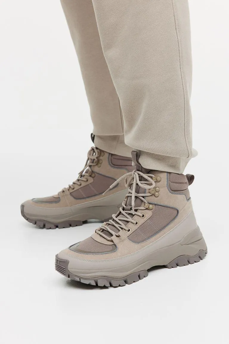 Μποτάκια πεζοπορίας