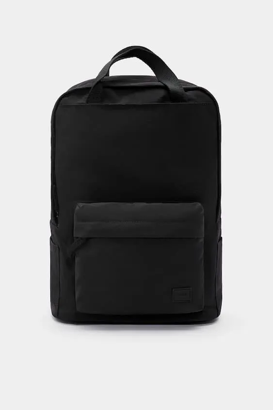 ΕΞΑΤΟΜΙΚΕΎΣΙΜΟ ΣΑΚΊΔΙΟ ΠΛΆΤΗΣ ΜΕ ΔΙΠΛΉ ΤΣΈΠΗ